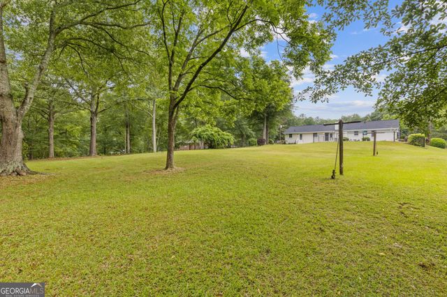 256 Teresa Lane, Loganville, GA 30052