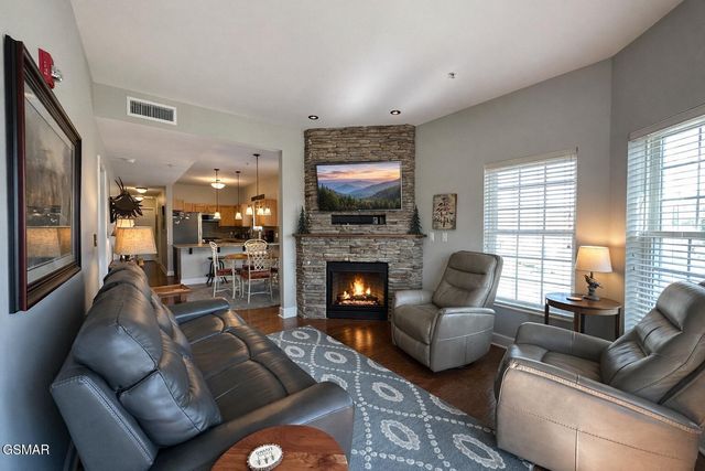 527 River Place Way, Sevierville, TN 37862