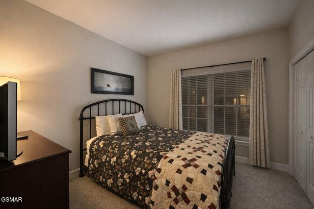 527 River Place Way, Sevierville, TN 37862