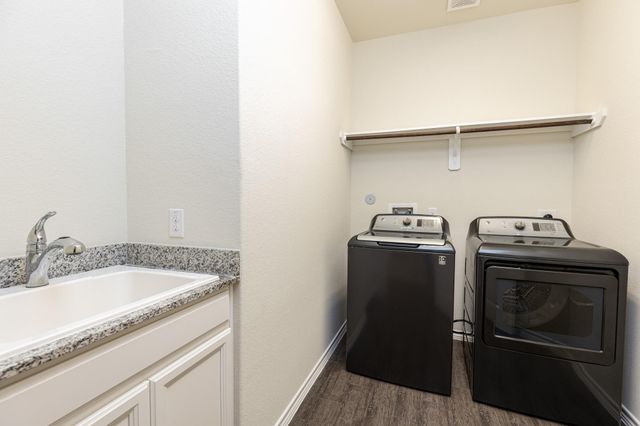 11 Pioneer Canyon Pl, The Woodlands, TX 77375