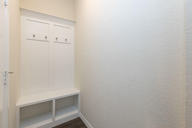 11 Pioneer Canyon Pl, The Woodlands, TX 77375