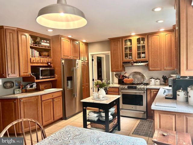 359 TAVISTOCK DR, Medford, NJ 08055