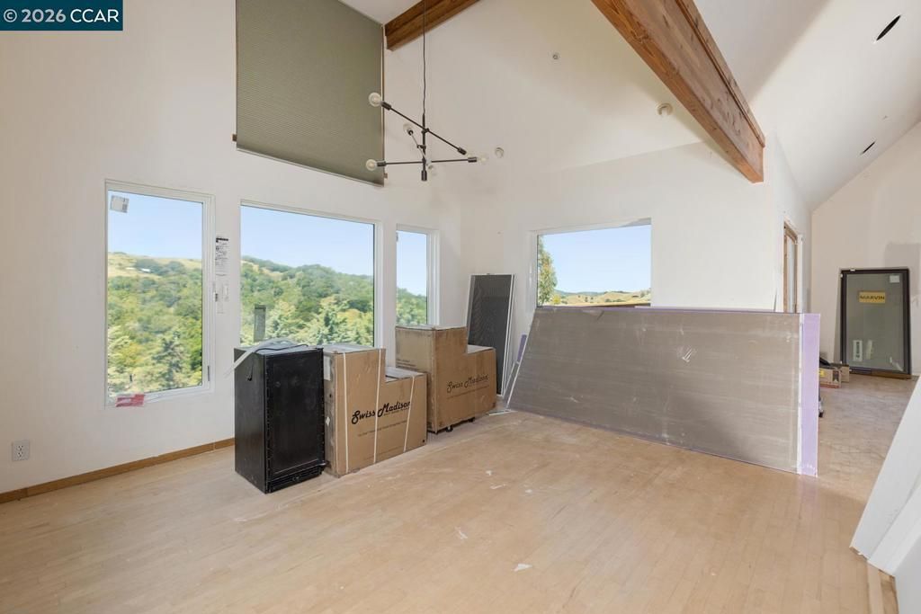 Image 13 of property listing at 224 Bear Oaks Lane, Martinez, CA 94553