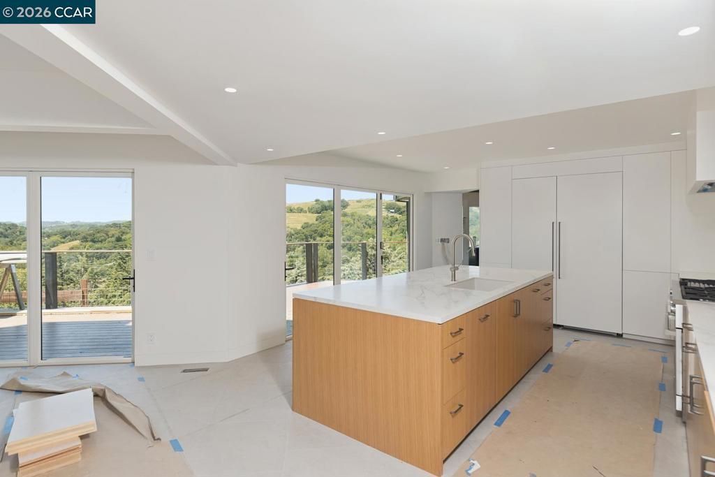 Image 22 of property listing at 224 Bear Oaks Lane, Martinez, CA 94553