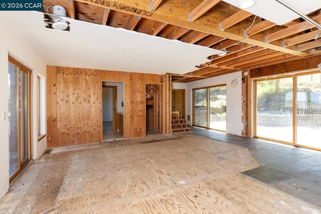 Image 37 of property listing at 224 Bear Oaks Lane, Martinez, CA 94553