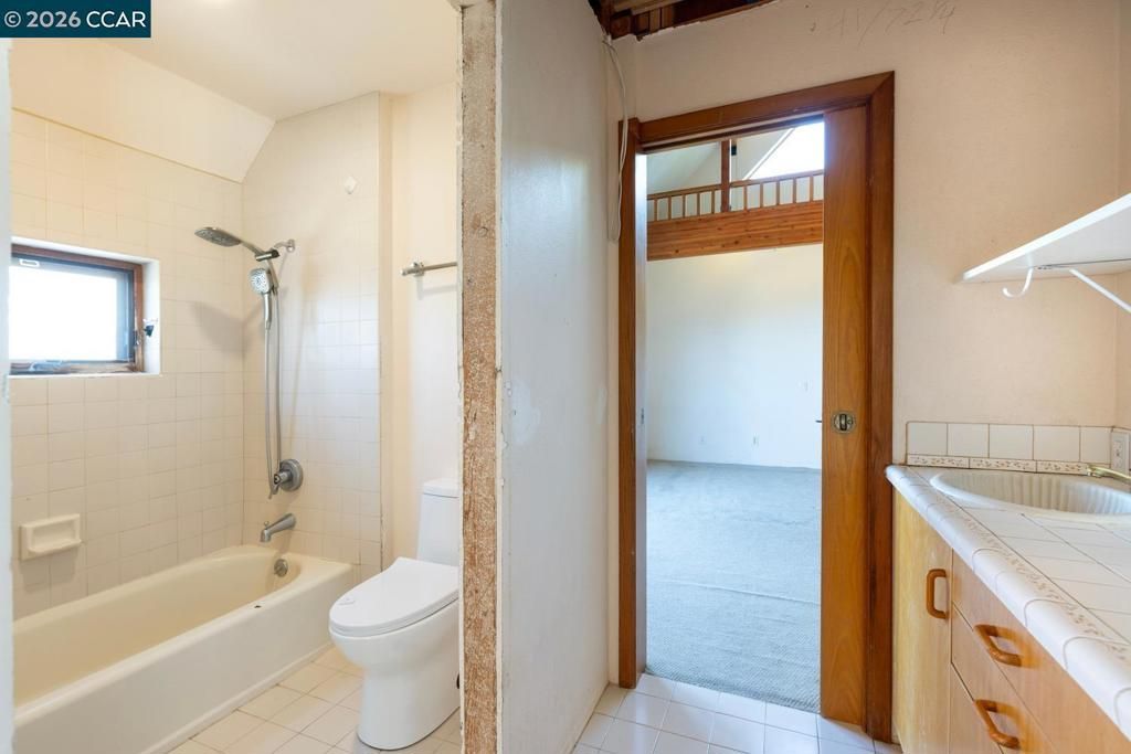 Image 38 of property listing at 224 Bear Oaks Lane, Martinez, CA 94553