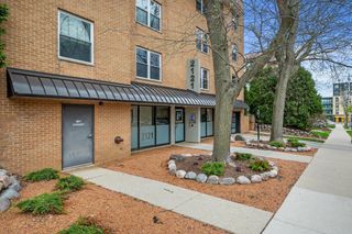 2121 N Cambridge AVENUE #314, Milwaukee, WI 53202