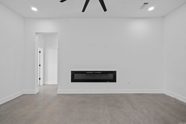 1712 Seattle Slew Street, Searcy, AR 72143