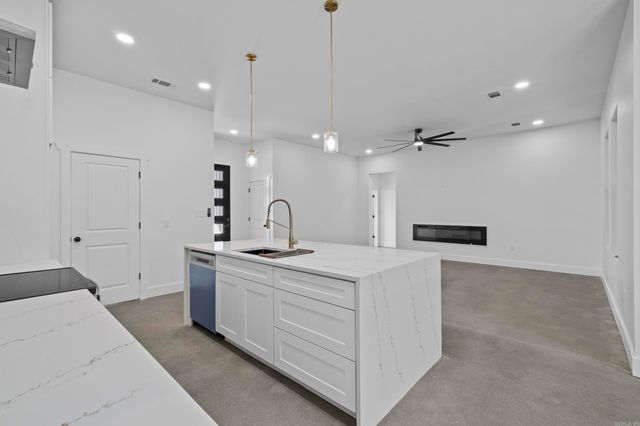 1712 Seattle Slew Street, Searcy, AR 72143