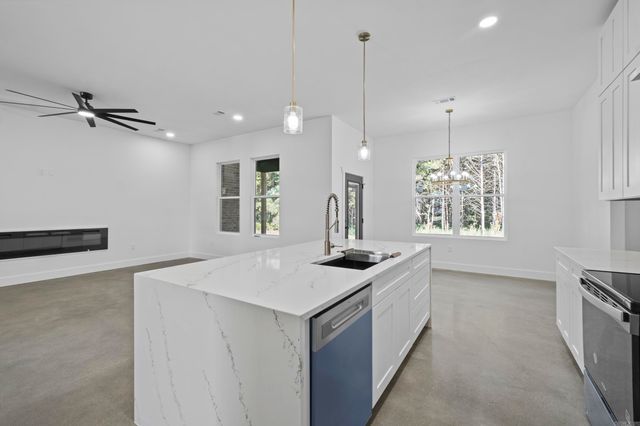 1712 Seattle Slew Street, Searcy, AR 72143