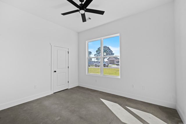 1712 Seattle Slew Street, Searcy, AR 72143