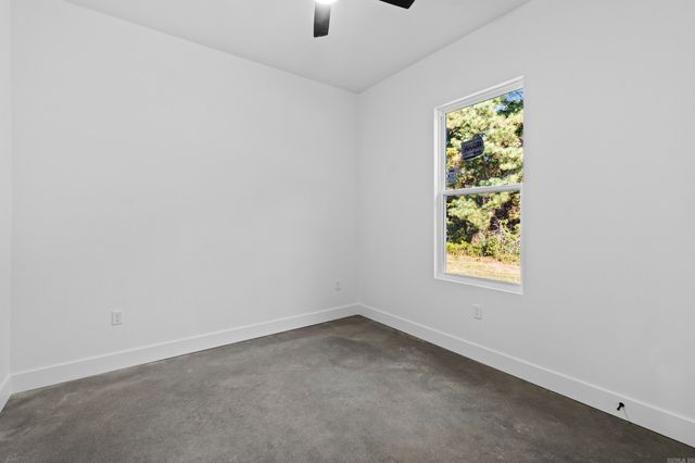 1712 Seattle Slew Street, Searcy, AR 72143