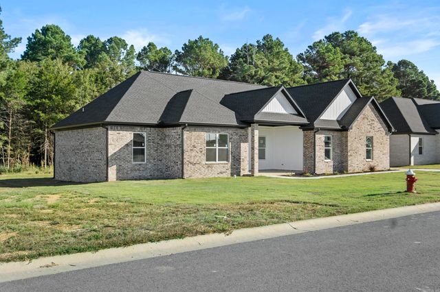 1712 Seattle Slew Street, Searcy, AR 72143