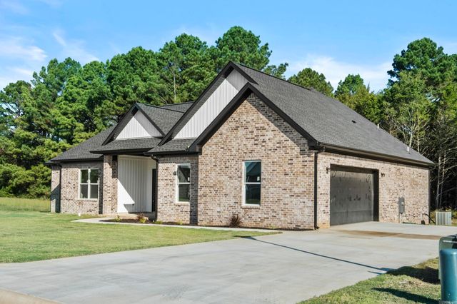 1712 Seattle Slew Street, Searcy, AR 72143