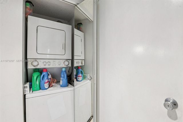 901 SW 138th Ave 108C, Pembroke Pines, FL 33027