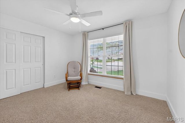 22 Eagle Spur Court, St Charles, MO 63303