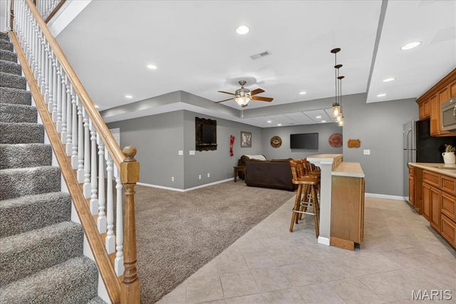 22 Eagle Spur Court, St Charles, MO 63303