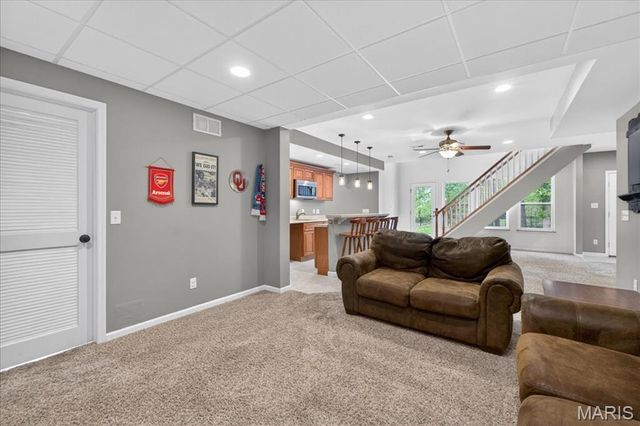 22 Eagle Spur Court, St Charles, MO 63303