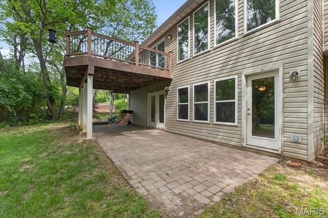 22 Eagle Spur Court, St Charles, MO 63303