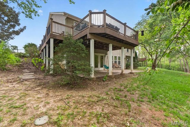 22 Eagle Spur Court, St Charles, MO 63303