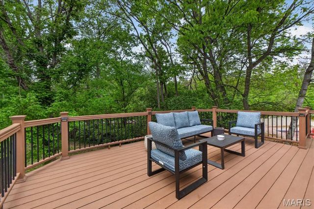 22 Eagle Spur Court, St Charles, MO 63303