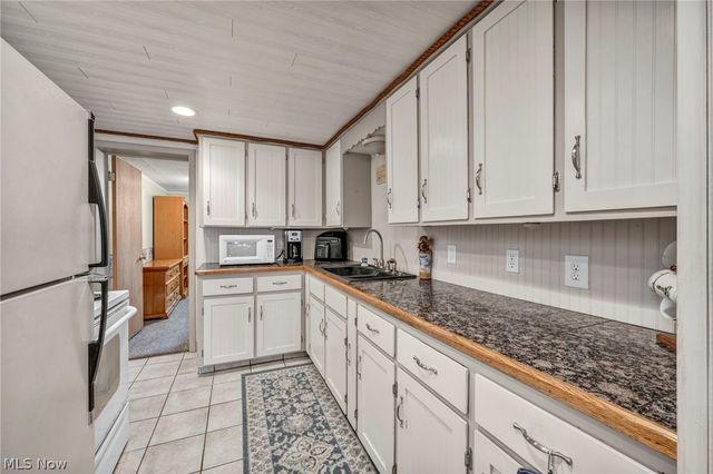 441 Dorwil Drive, Akron, OH 44319