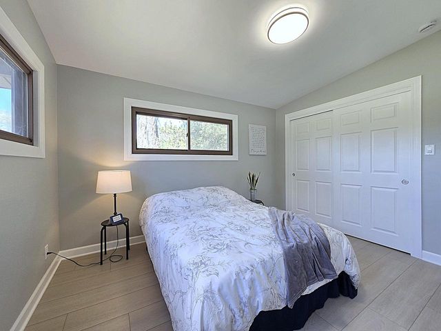 18400 Beverly Hills DRIVE, Brookfield, WI 53045