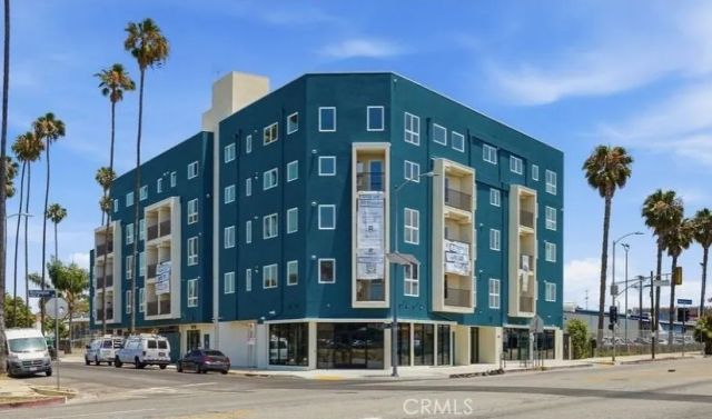 1818 S Norton Avenue 407, Los Angeles, CA 90018