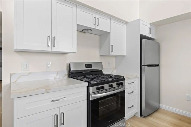 1818 S Norton Avenue 407, Los Angeles, CA 90018
