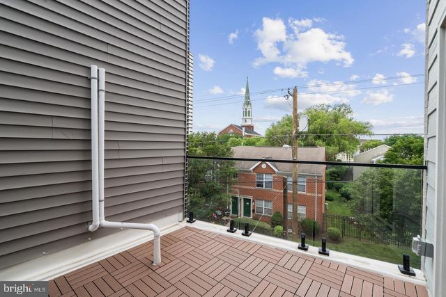 246 MONTROSE ST, Philadelphia, PA 19147