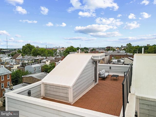 246 MONTROSE ST, Philadelphia, PA 19147