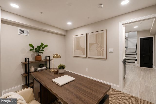 246 MONTROSE ST, Philadelphia, PA 19147