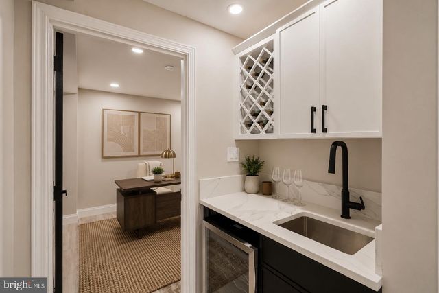 246 MONTROSE ST, Philadelphia, PA 19147