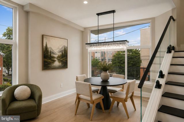 246 MONTROSE ST, Philadelphia, PA 19147