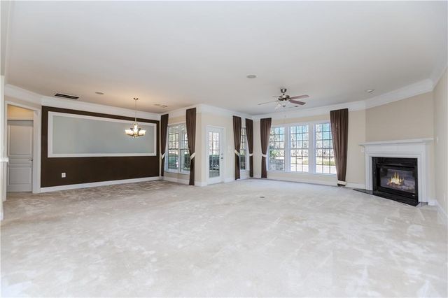 115 Creekside Court, Griffin, GA 30223