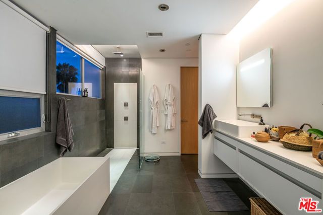 716 Brooks Avenue, Venice (los Angeles), CA 90291