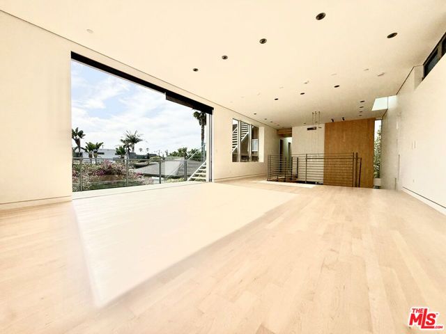 716 Brooks Avenue, Venice (los Angeles), CA 90291