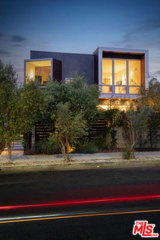 716 Brooks Avenue, Venice (los Angeles), CA 90291