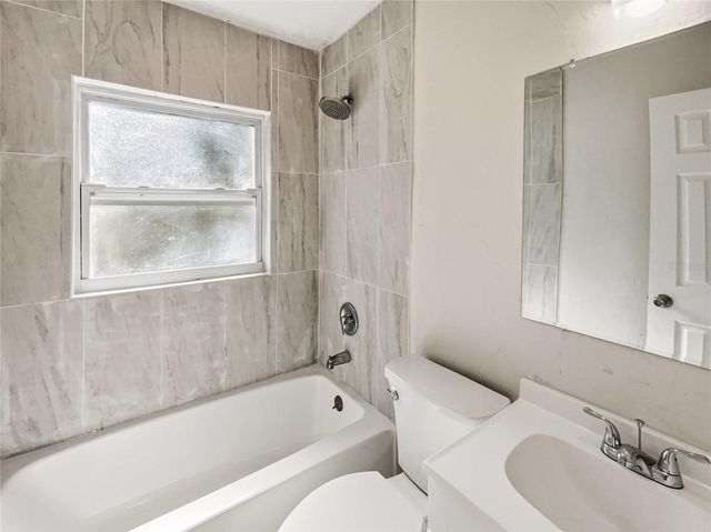 3017 E IDLEWILD AVENUE, Tampa, FL 33610