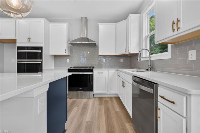 1356 Narrow WAY, Virginia Beach, VA 23451