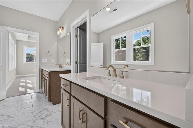 1356 Narrow WAY, Virginia Beach, VA 23451