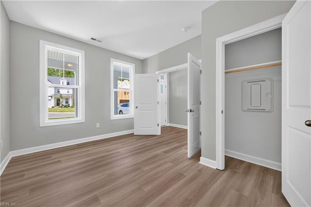 1356 Narrow WAY, Virginia Beach, VA 23451