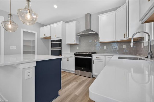 1356 Narrow WAY, Virginia Beach, VA 23451
