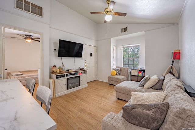 4803 Hamilton Wolfe Rd Apt 310, San Antonio, TX 78240