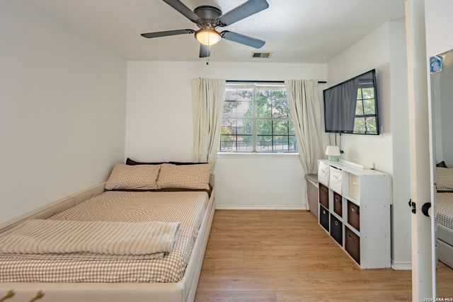 4803 Hamilton Wolfe Rd Apt 310, San Antonio, TX 78240