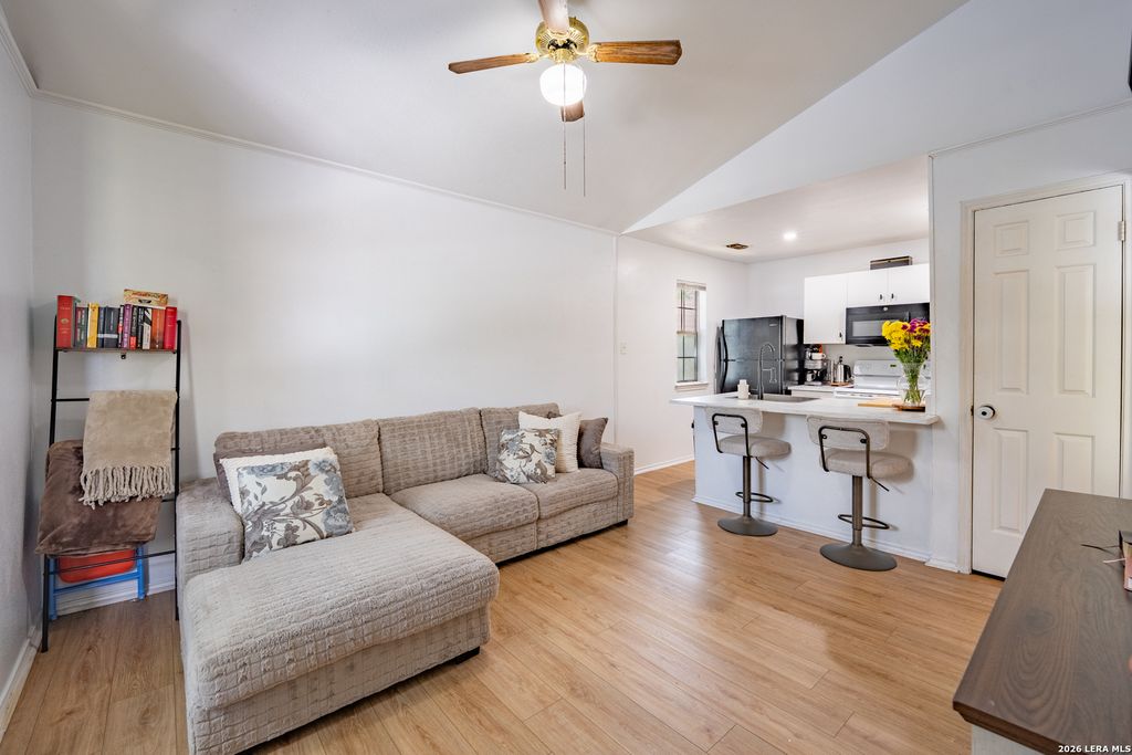 4803 Hamilton Wolfe Rd Apt 310, San Antonio, TX 78240
