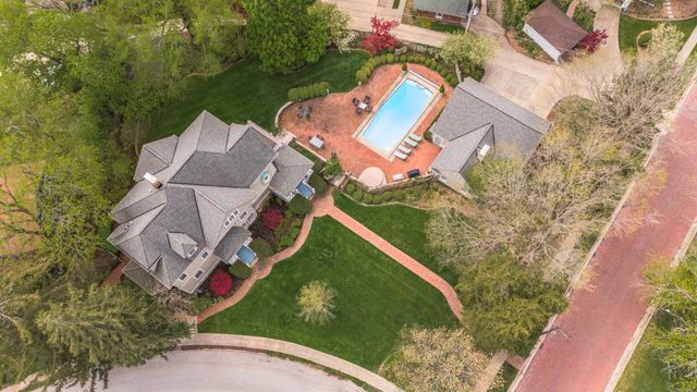 5 Broadway Place, Normal, IL 61761