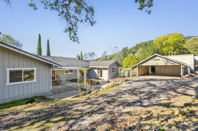 4050 Sonoma Mountain Rd, Santa Rosa, CA 95404