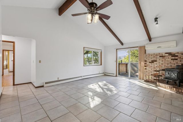 4050 Sonoma Mountain Rd, Santa Rosa, CA 95404