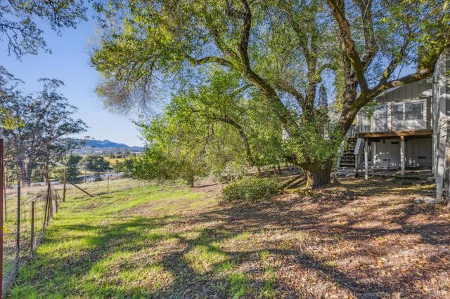 4050 Sonoma Mountain Rd, Santa Rosa, CA 95404